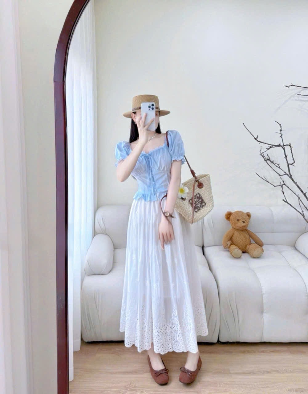 Set Áo Cổ Vuông Xanh Cúc Bọc Tay Bồng Phối Chân Váy Trắng