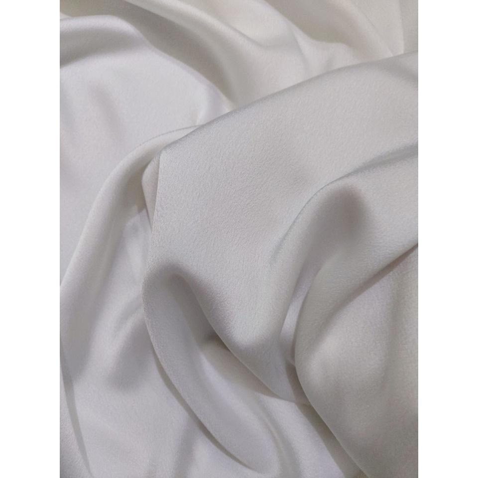 Đầm midi lụa satin 2s xếp ly ngực xinh xắn