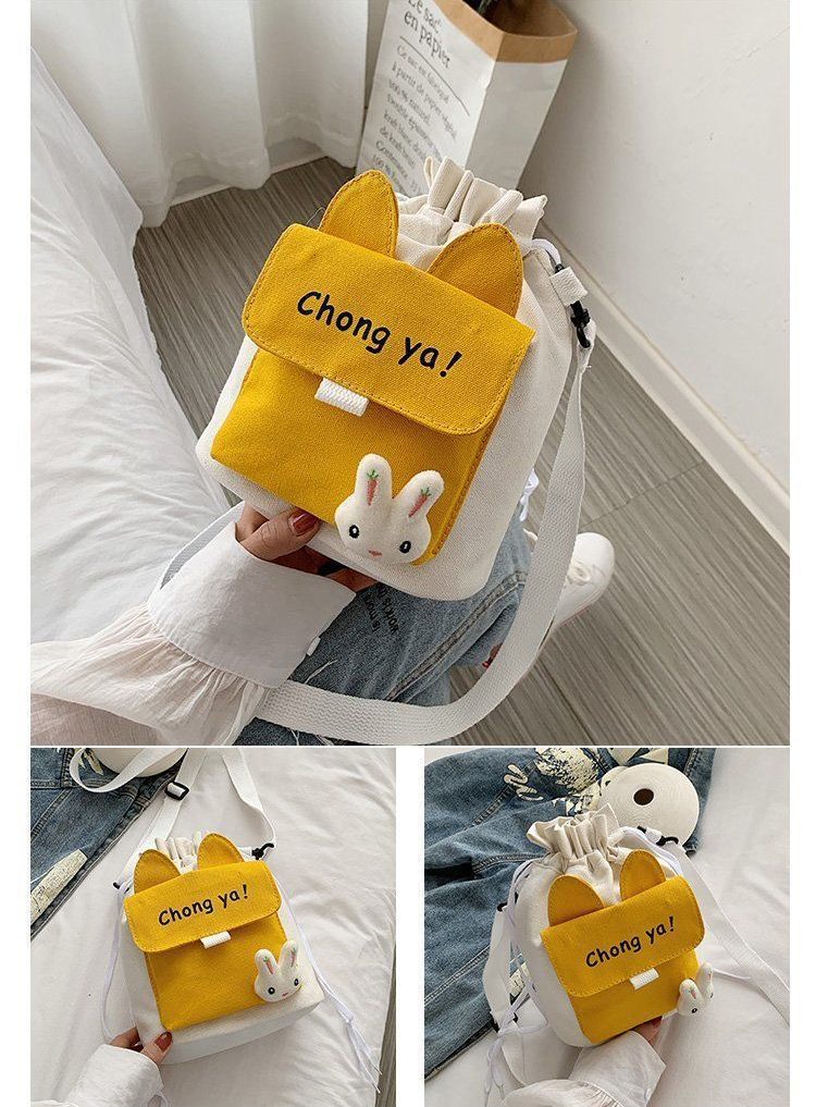 Túi đeo chéo nam nữ phong cách dễ thương  - BEE GEE DCTE1061