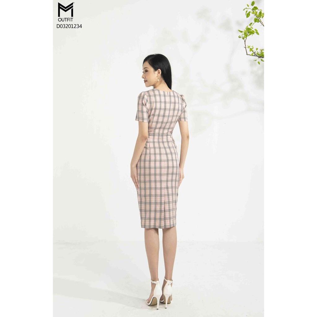 Đầm Ôm Kẻ Caro MMOutfit D03201234