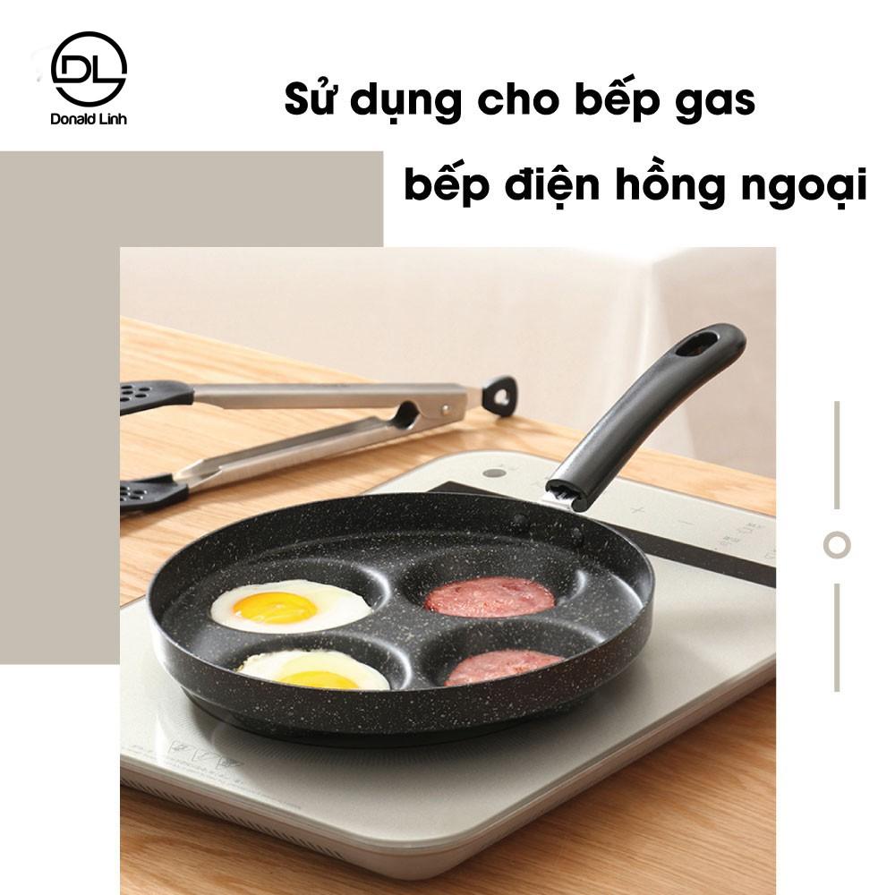 Chảo chiên trứng ốp la thiết kế 4 ngăn với tay cầm bằng gỗ tiện dụng