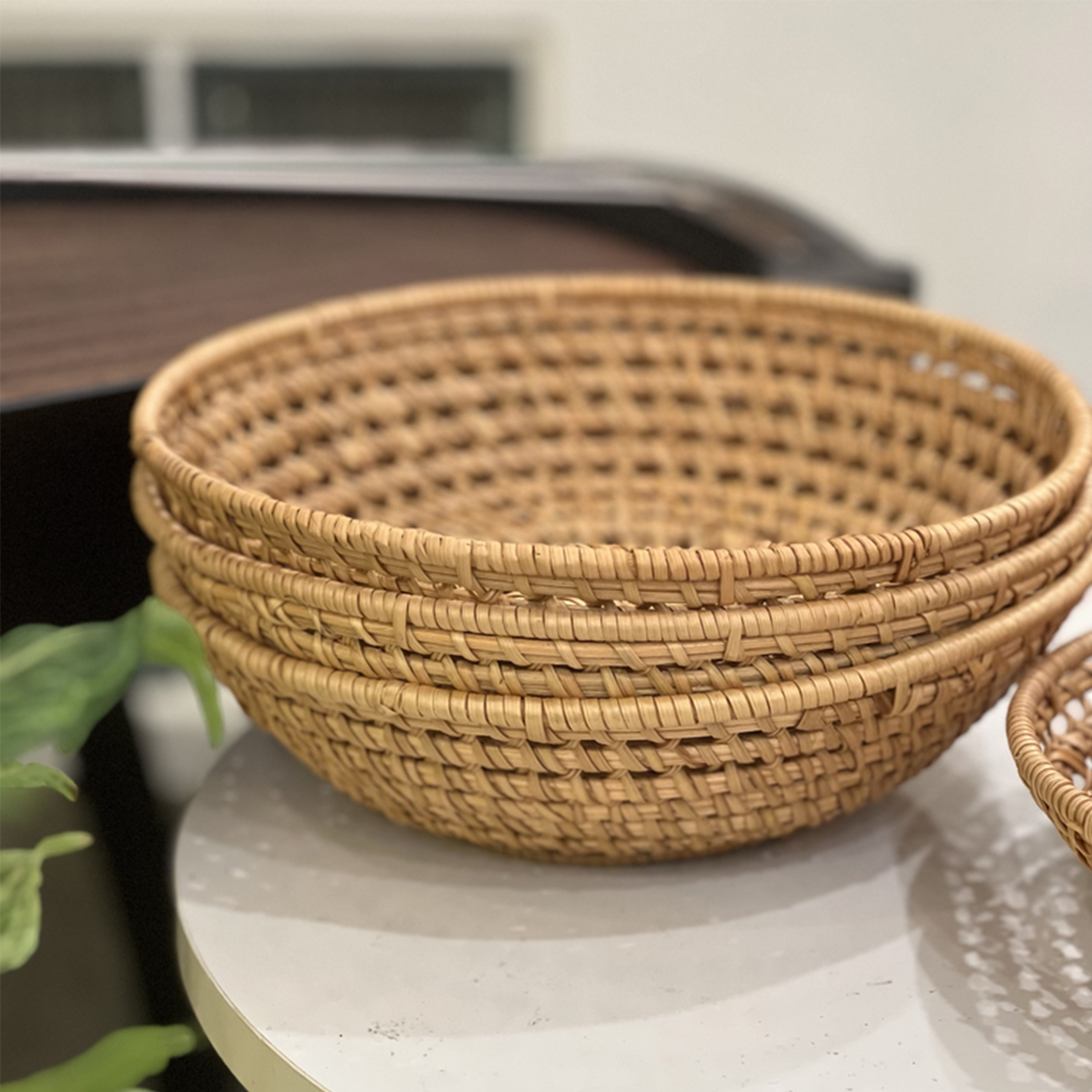 Khay mây tròn URSPACE đựng trái cây, bánh mứt, trang trí decor/ ROUND RATTAN TRAY