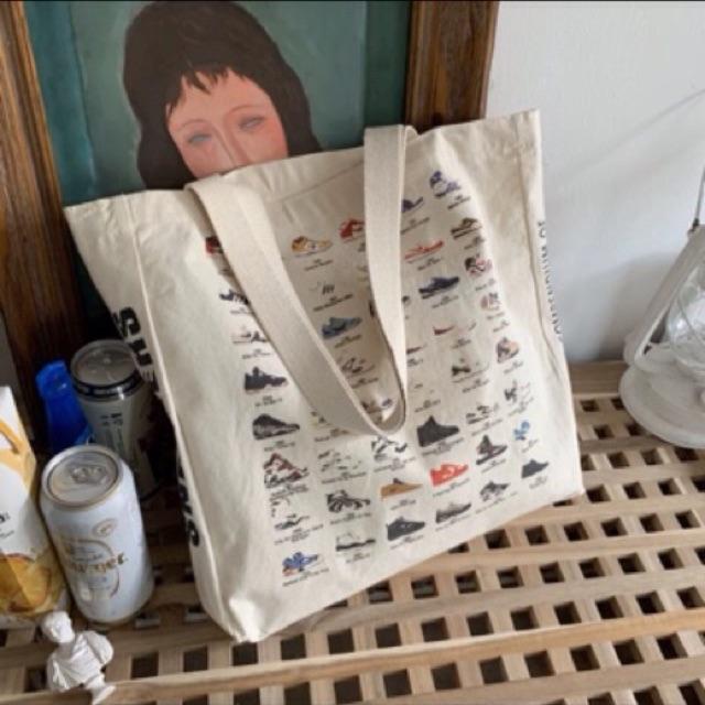 Túi tote Sneakers and Cameras