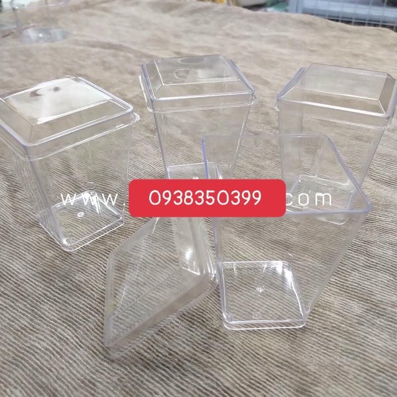 Ly nhựa mousse vuông BN24