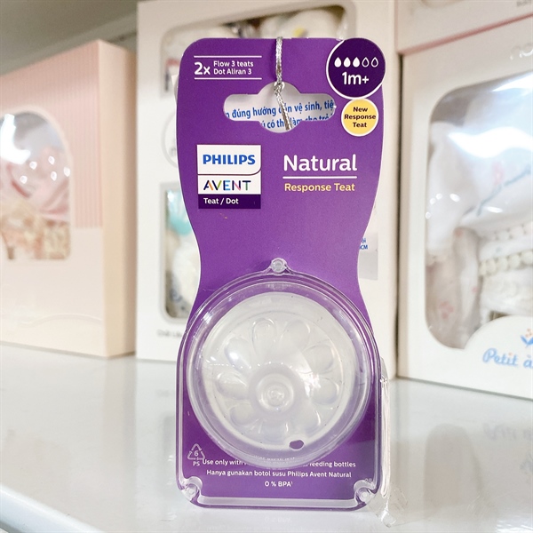 Bộ 2 núm ti Philips Avent cổ rộng size 3 (1 - 3 tháng) - Giao bao bì ngẫu nhiên