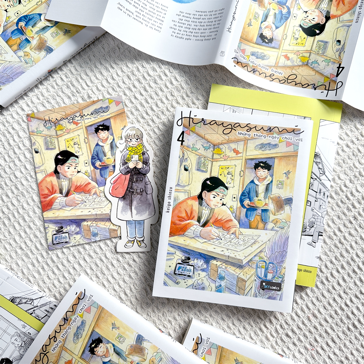 Sách - Hirayasumi - Những Tháng Ngày Chơi Vơi - Tập 4 - Tặng Kèm Bookmark Nhân Vật + Postcard Bồi Cứng