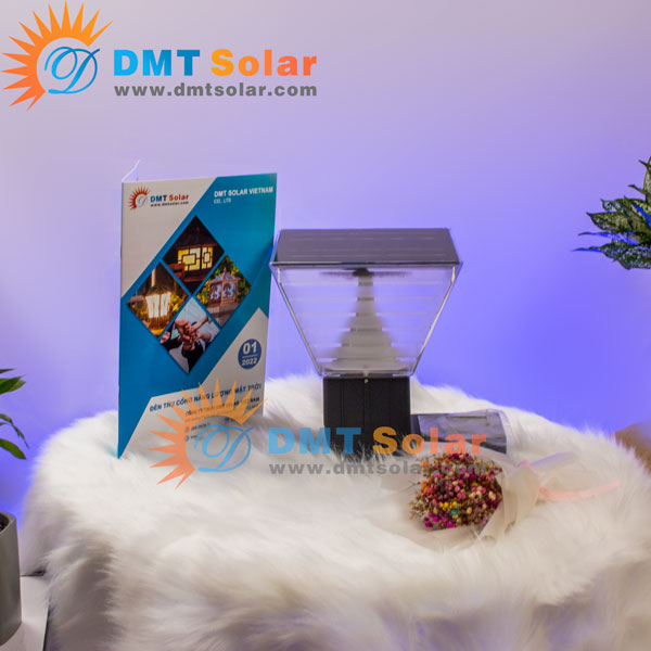 Đèn treo tường vuông kiểu dáng hiện đại năng lượng mặt trời DMT-TT35C