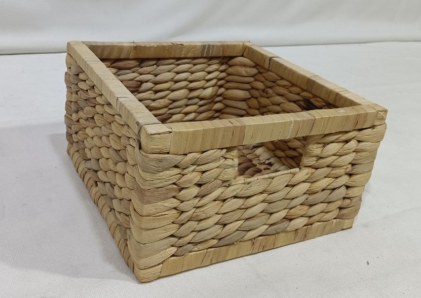 Hộc vuông đan lục bình, khay trang trí, đựng trái cây, bánh kẹo - HG0056A/NA