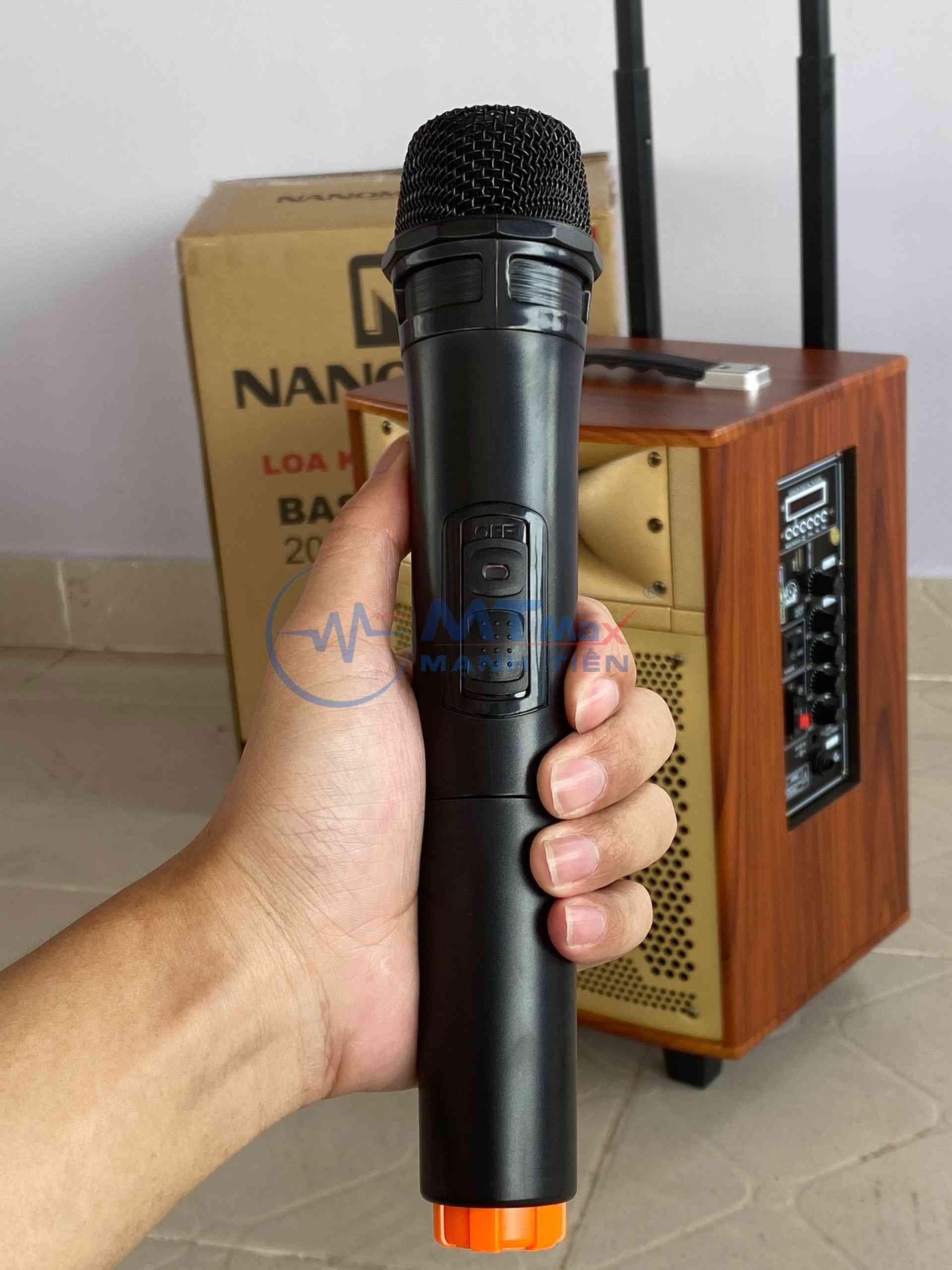 Loa Kéo Karaoke Nanomax S8B Bluetooth Bass 20cm 100w Tặng Kèm mic cao cấp UHF thích hợp cho karaoke gia đình, thiết kế nhỏ gọn có quai xách dễ dàng di chuyển âm thanh lớn nghe nhạc hay