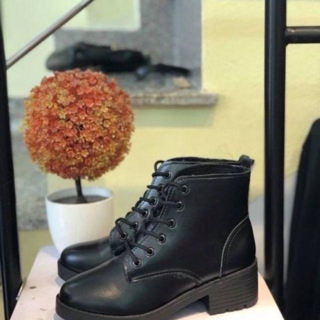 Giày bốt cột dây cổ cao