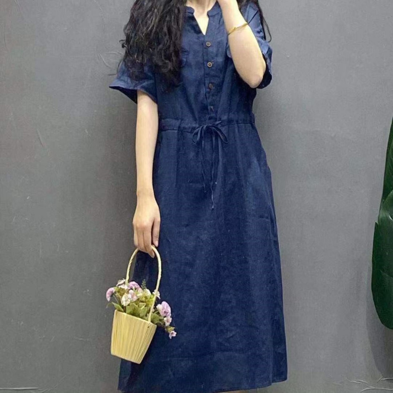 Hình ảnh Đầm suông linen cổ V túi đắp thắt eo, thời trang phong cách Hàn - Đầm công sở nữ Haint Boutique Da163