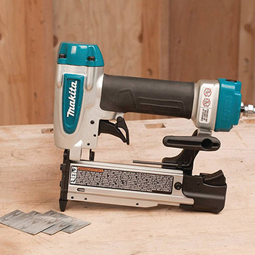 Máy bắn đinh dùng hơi Makita AF353