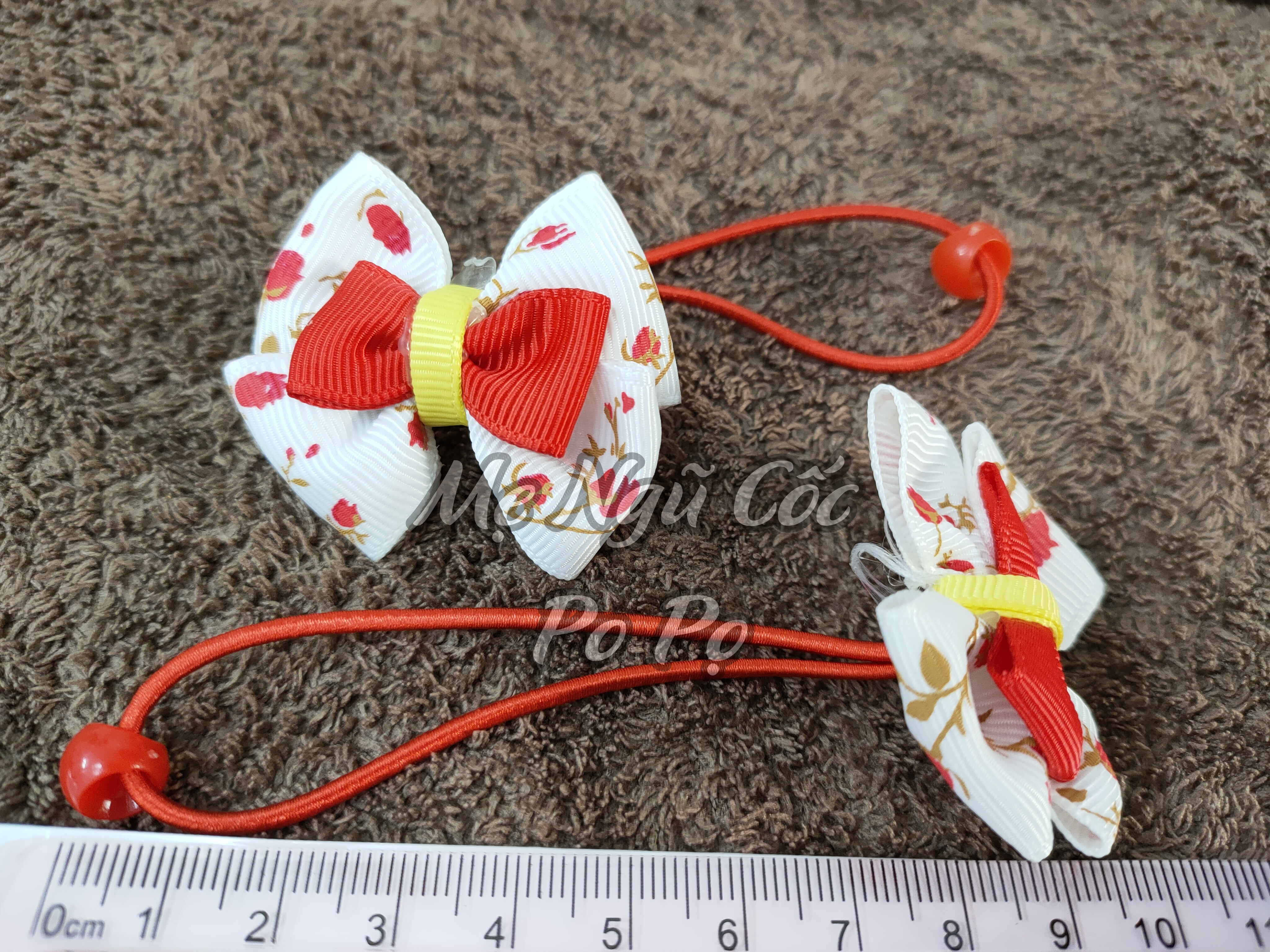 2 chiếc dây buộc/kẹp tóc 3 lớp tông màu ĐỎ