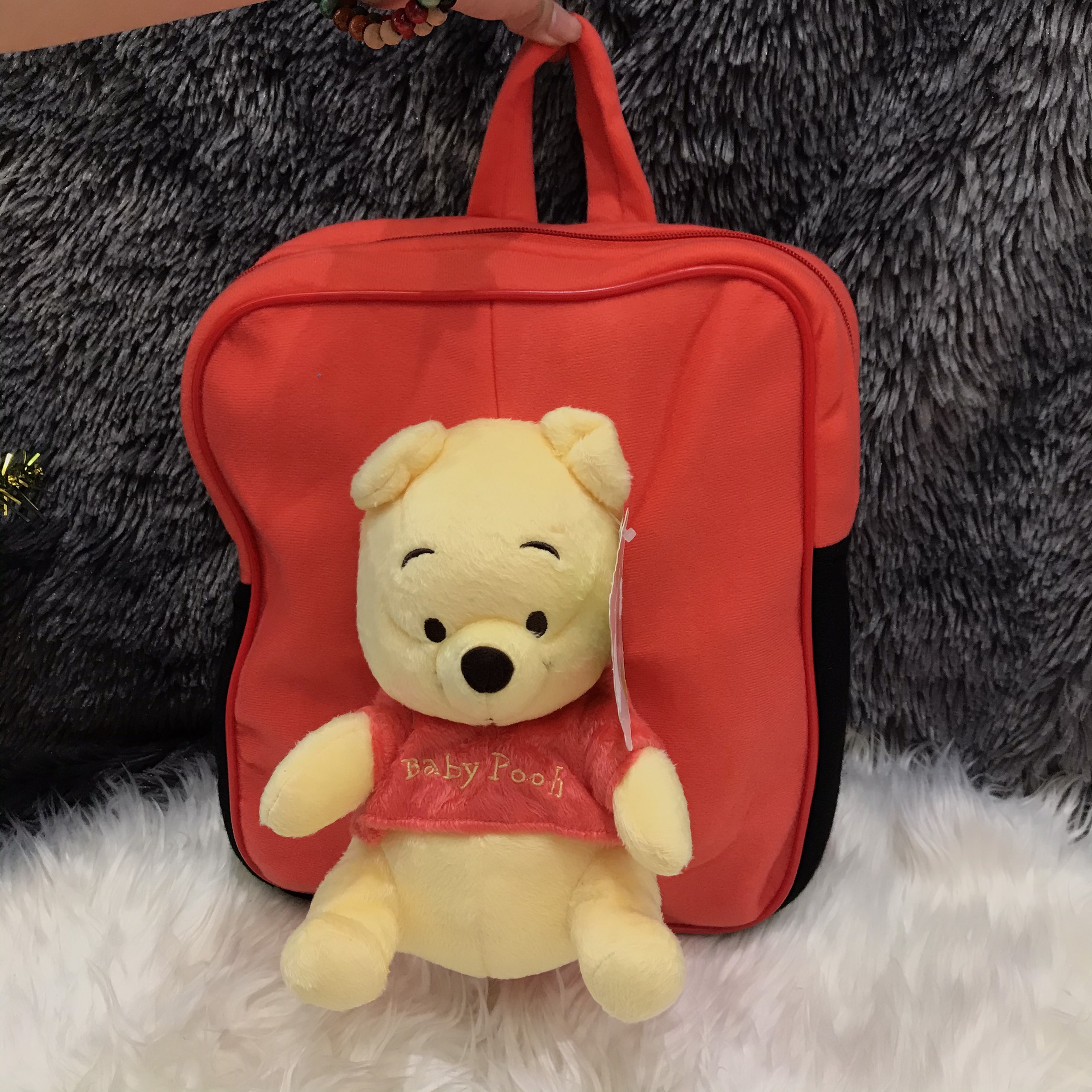 Balo vải thú trẻ em 11&quot; 1 ngăn hình gấu Pooh màu đỏ - BLTHU003P (24.5x7x28cm)