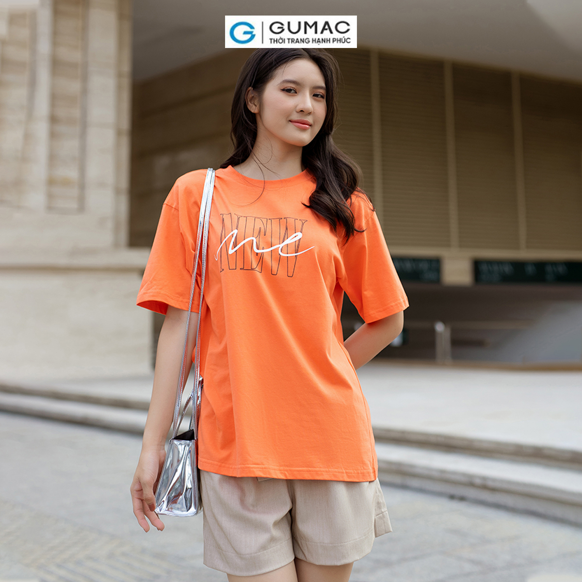 Áo thun nữ in chữ trẻ trung thời trang GUMAC ATD06083