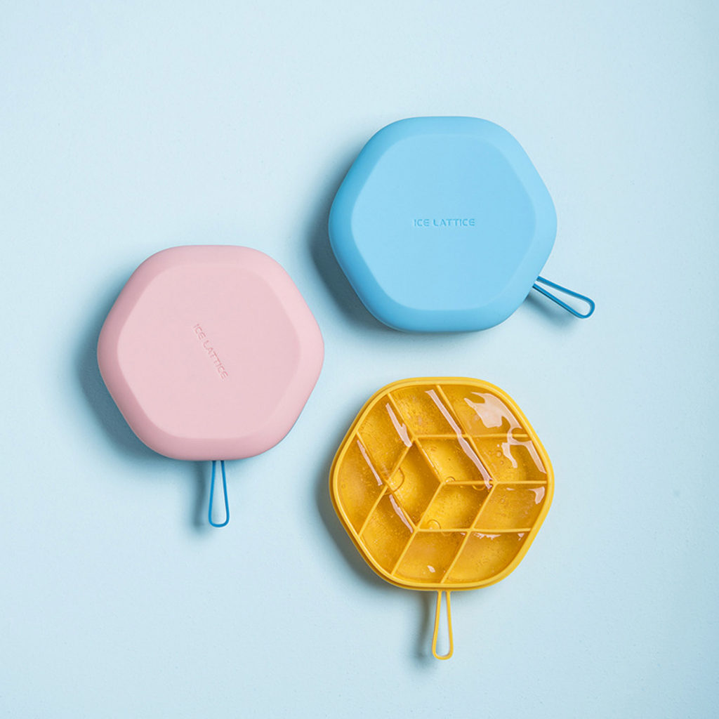 Khuôn làm đá - Khay làm đá Silicon mềm dẻo, dễ dàng lấy đá, có nắp đậy chống đổ nước CAO CẤP