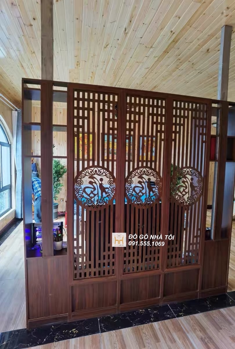 Vách Ngăn Trang Trí Phòng Khách Liền Kệ Tivi Hoa Văn 2m2 X 2m4 - TR632