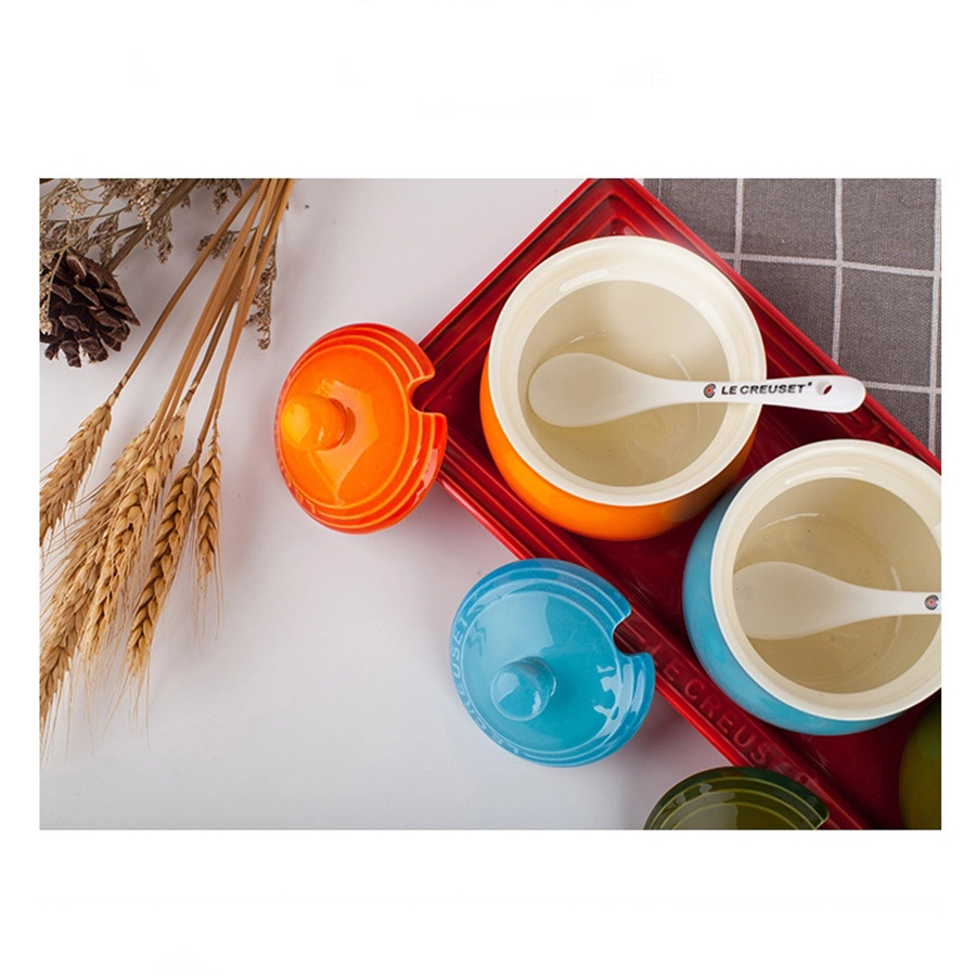 Bộ Hũ Gia Vị Le Creuset Hình Tròn Kèm Khay Và Thìa, Gốm Sứ Pháp