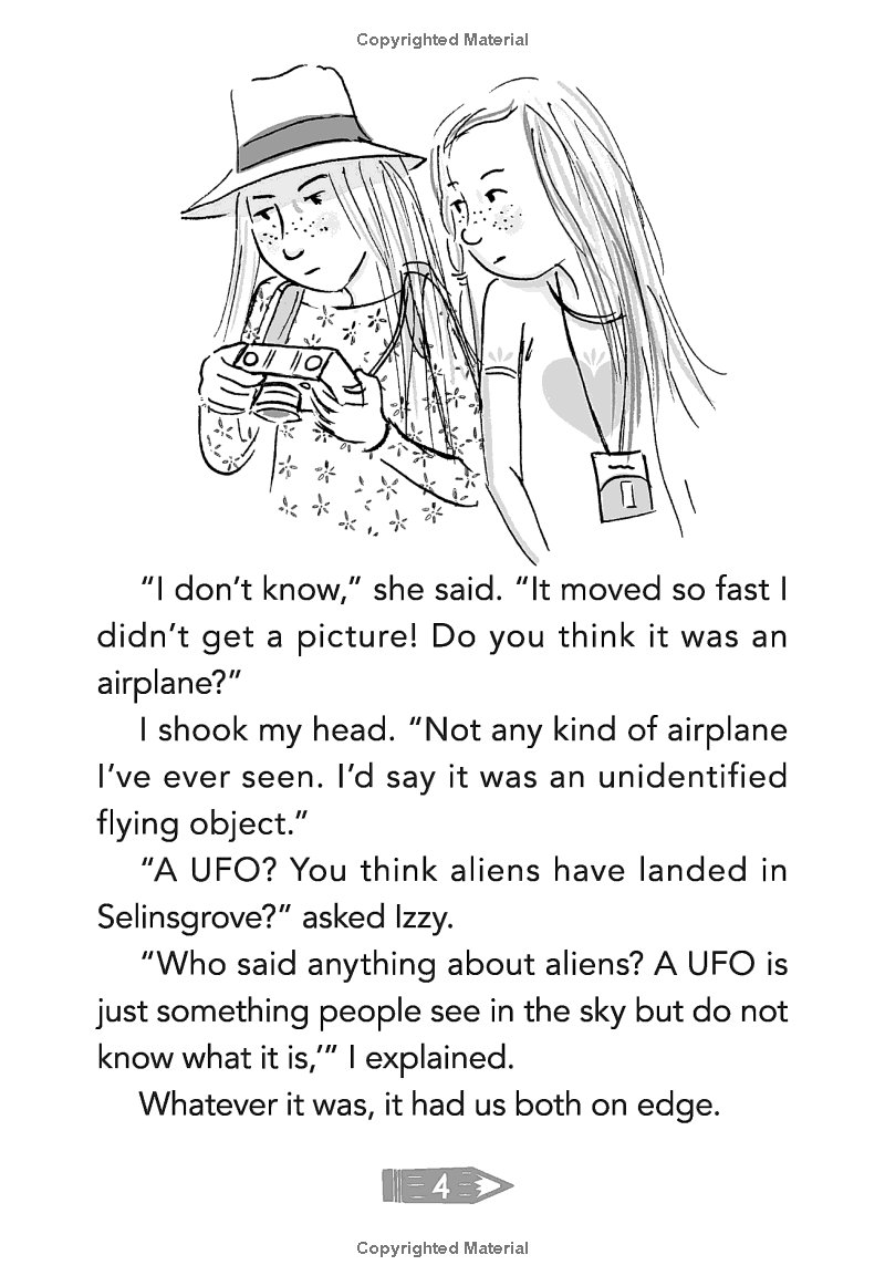 Sách ngoại văn: Hilde Cracks The Case - Book 4 - Ufo Spotted!