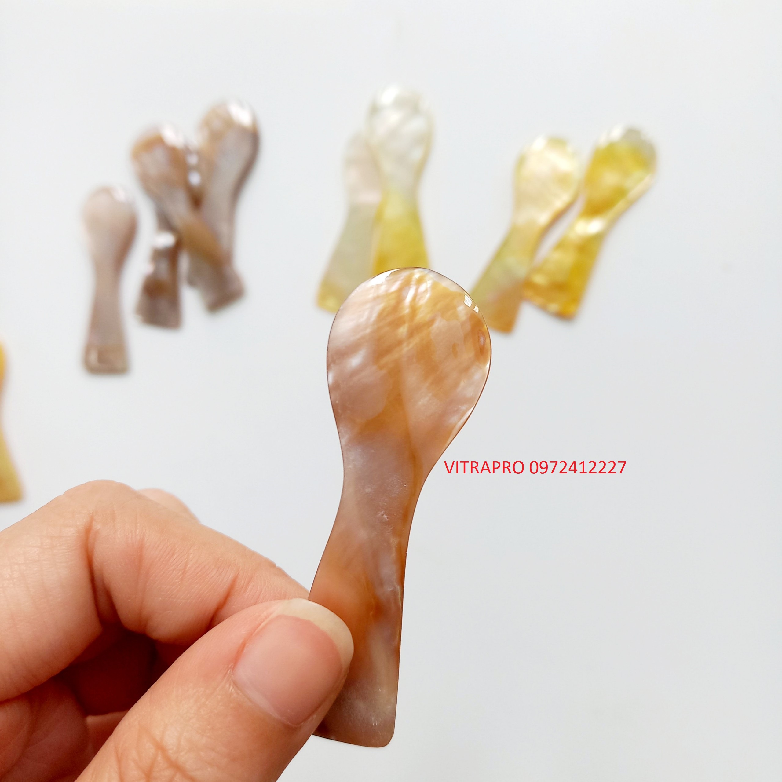 Thìa Trai Mini Xinh Xắn Dùng Ăn Trứng Cá Hồi, Sữa Chua, Trang Trí Chụp Ảnh Đẹp Mắt