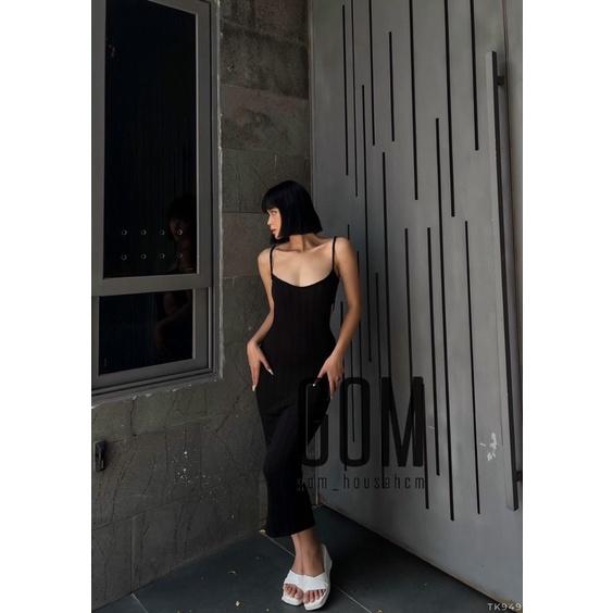 Đầm khoét eo