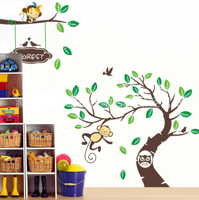 Decal trang trí tường - Thân cây cong lá mỏng cùng Khỉ 02 size lớn