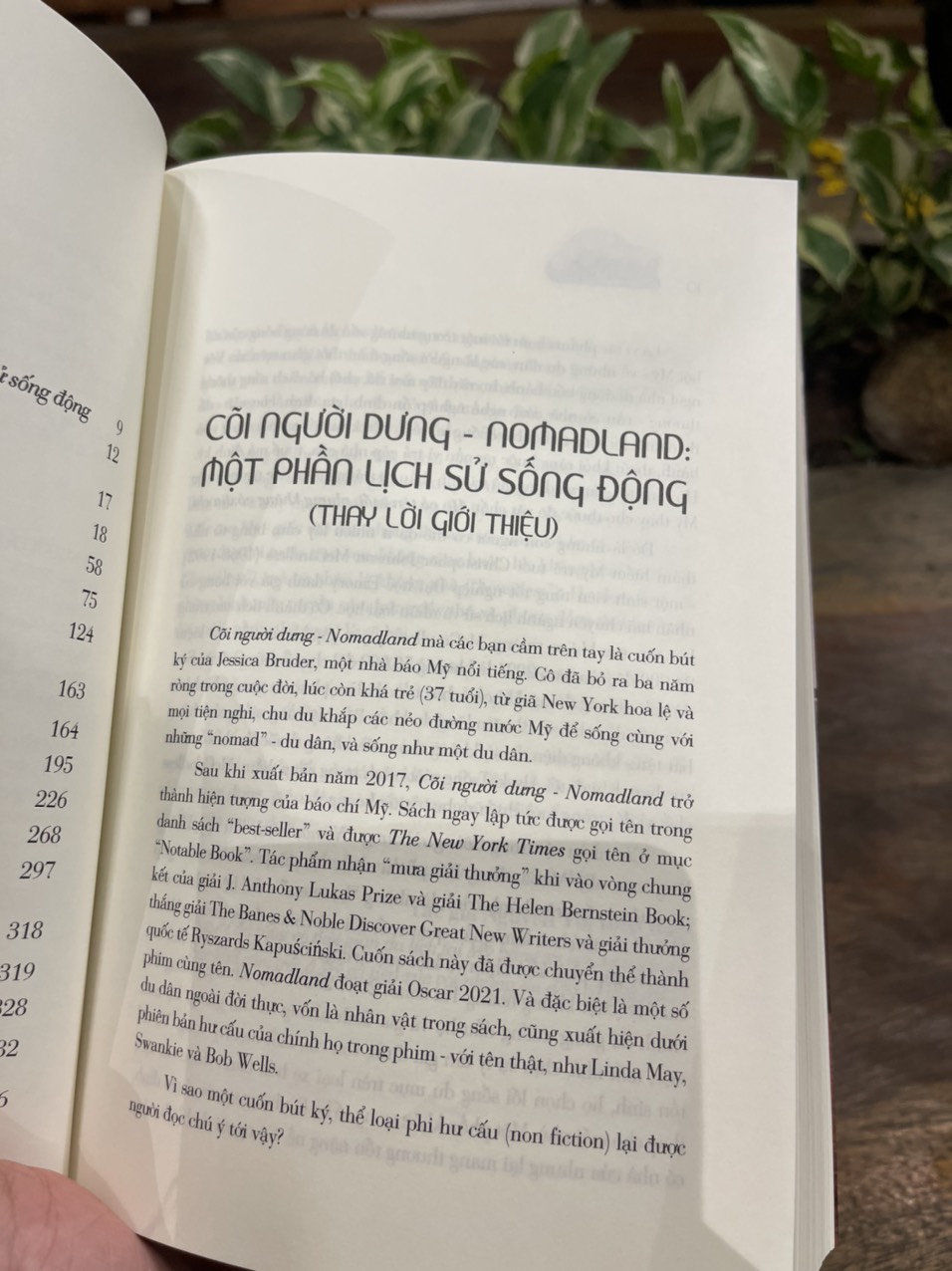 (Tiểu thuyết được dịch ra 25 ngôn ngữ, chuyển thể thành phim đặt giải Oscar 2021) CÕI NGƯỜI DƯNG – Jessica Bruder - Y Khương dịch - NXB Phụ Nữ – bìa mềm