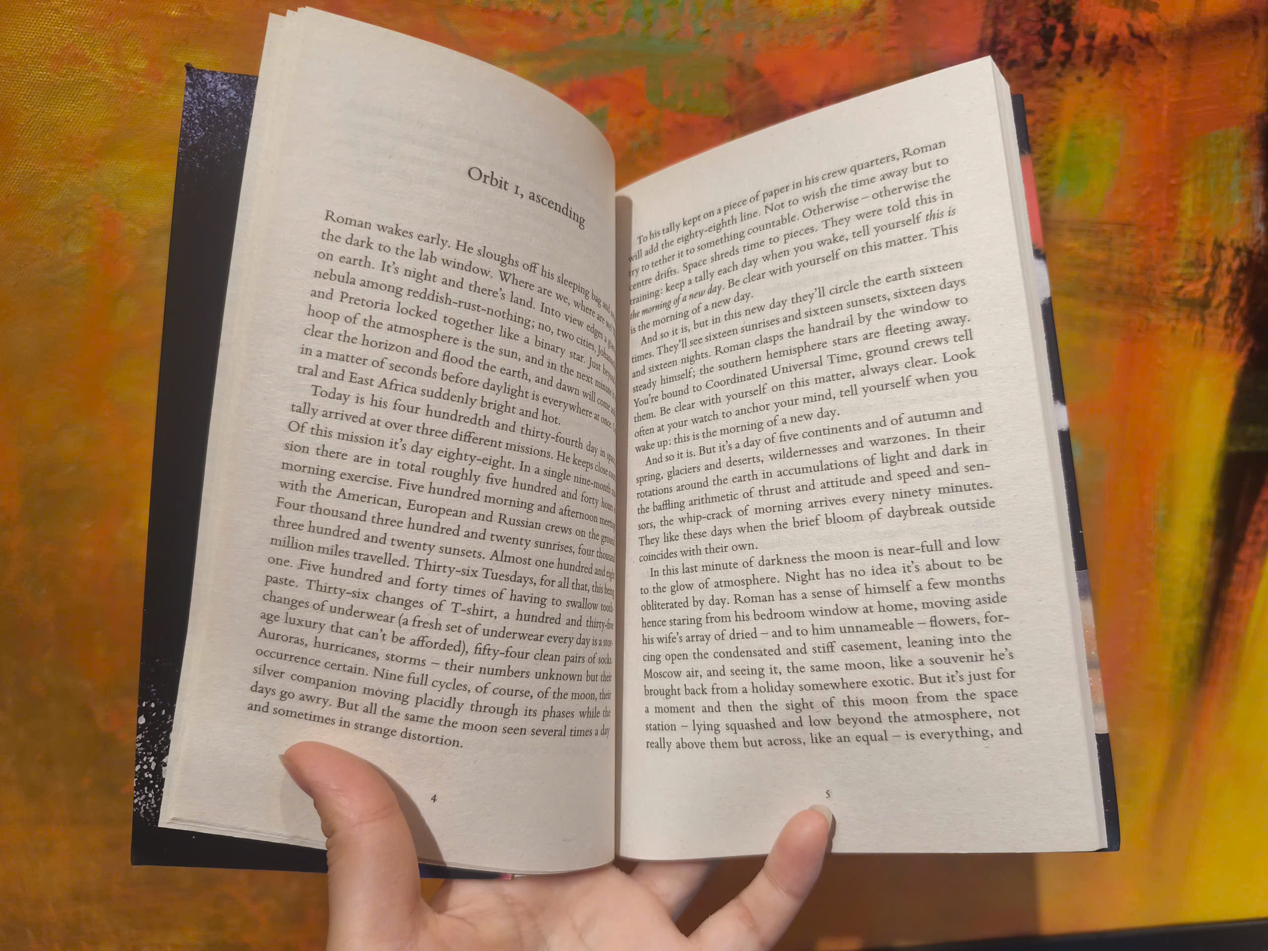 Sách - Orbital by Samantha Harvey - Best Science Fiction &amp; Fantasy/Booker Prize Winner 2024