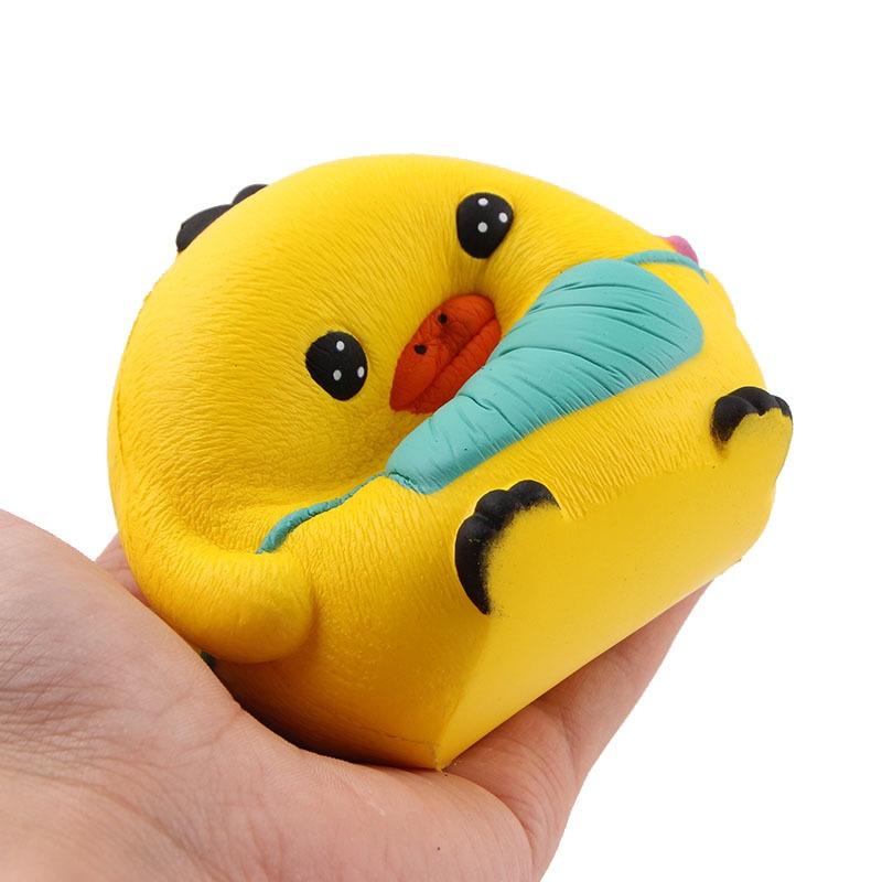 Đồ Chơi Squishy Hình Con Gà Vui Nhộn Squishy gà con Đeo Yếm Xanh