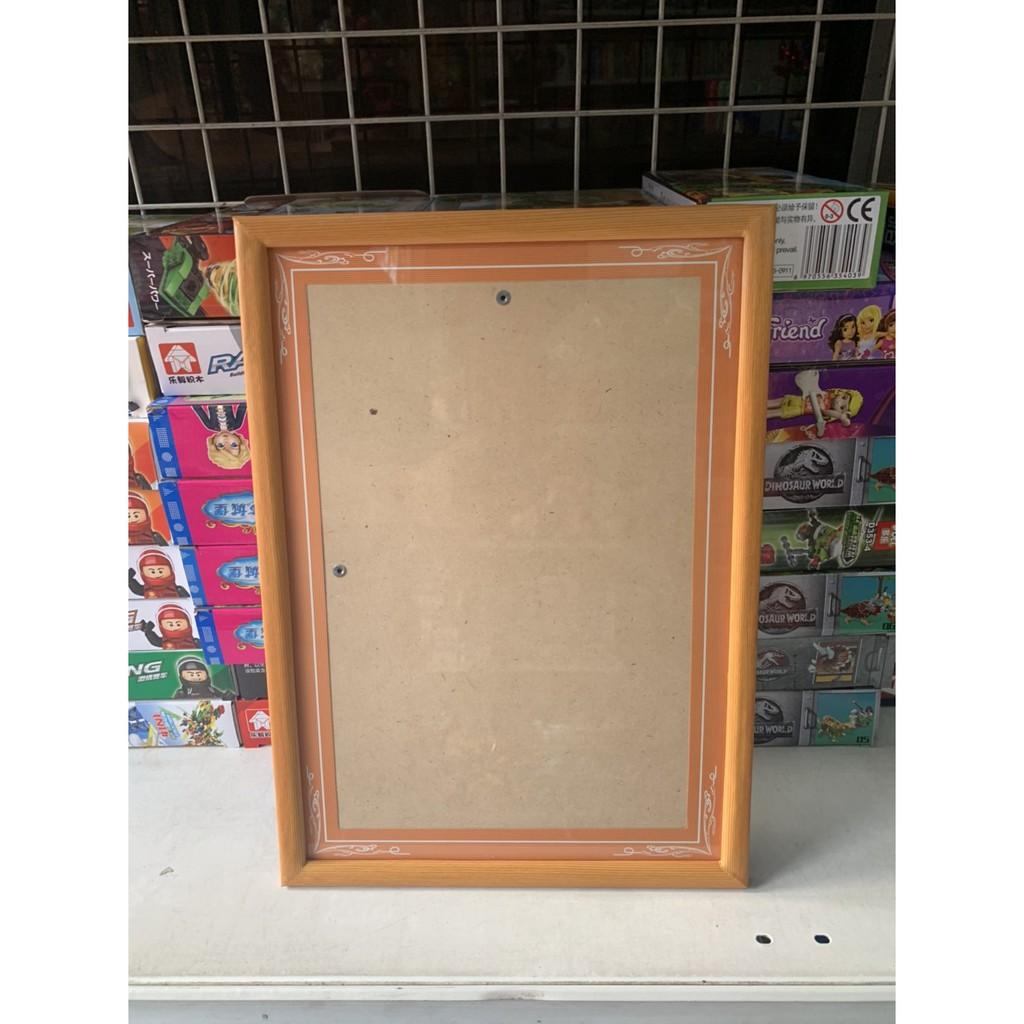 Khung hình lộng kiếng bằng khen gỗ ép 20x30