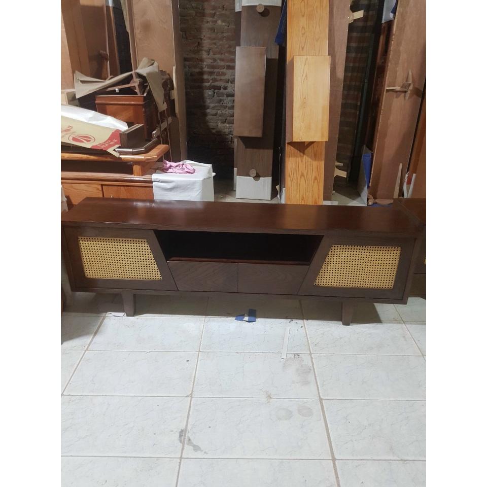 Kệ tivi gỗ sồi Nga - cánh mây