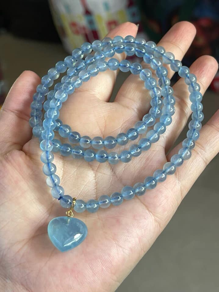 SỢI DÂY CHUYỀN ĐẸP XUẤT SẮC ĐÁ AQUA VIP MẶT TRÁI TIM DÂY CHUYỀN ĐEO ĐẸP SANG - NHẸ NHÀNG - TỊNH TÂM ĐẸP LẮM LUÔN NHE CHỊ EM ƠI MÀU XANH AQUA NHẸ NHÀNG ĐẸP 100% ĐÁ THIÊN NHIÊN