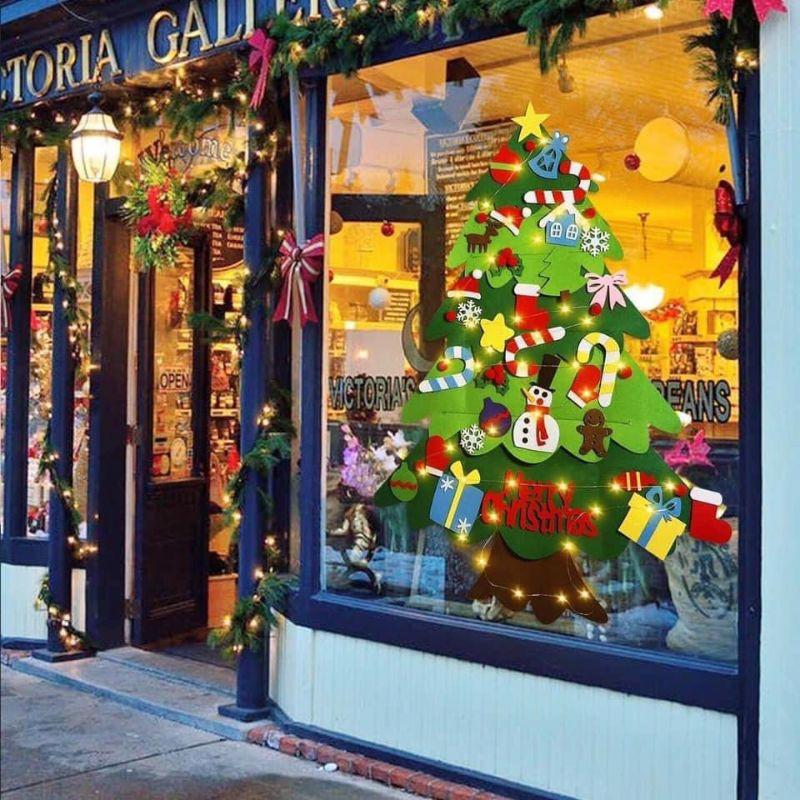 Cây thông NOEL vải dạ 2021 TẶNG KÈM ĐÈN NHÁY VÀ 32 PHỤ KIỆN cây thông noel dán tường