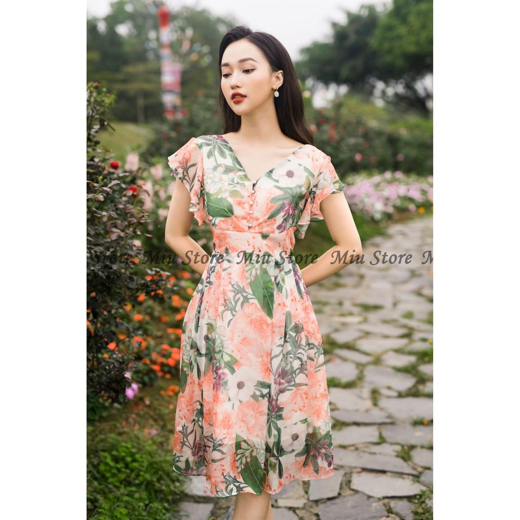 Đầm hoa dáng xòe bèo vai cổ V phối cúc ngọc Miu Store D00143