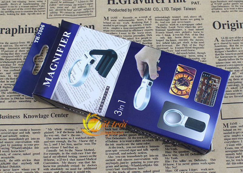 Kính lúp cầm tay kiêm để bàn 3in1 có đèn LED