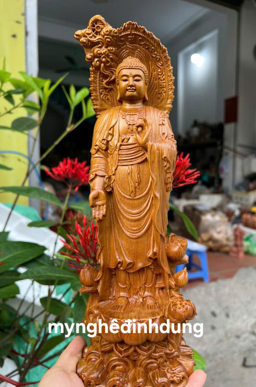 Tượng phật adiđa bằng gỗ bách xanh thơm nức cao 30x11x9cm