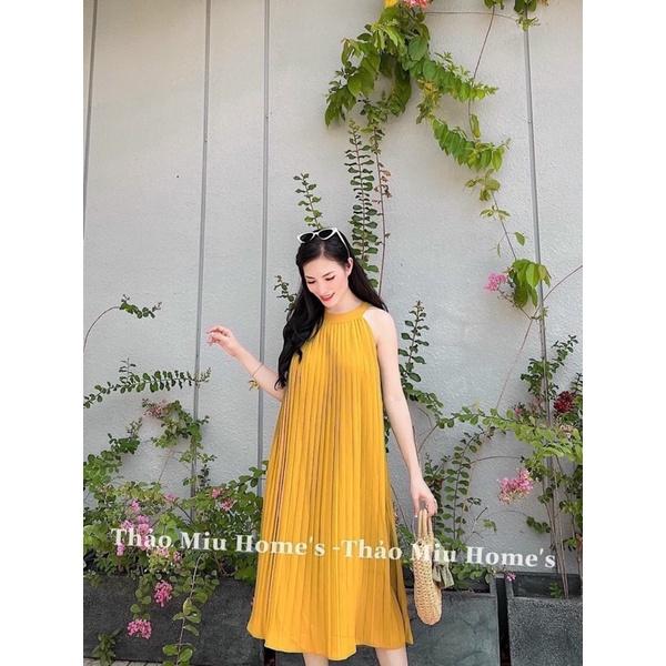 Đầm suông dập ly cổ yếm