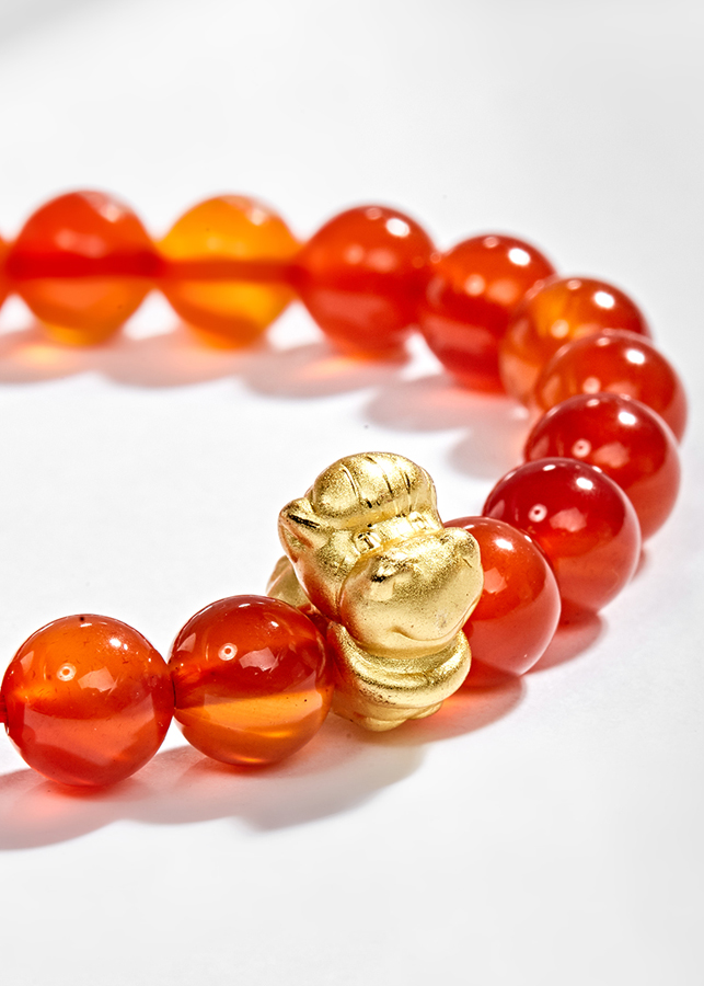 Vòng Tay Đá Mã Não Đỏ Charm Tuổi Ngọ Bạc Mạ Vàng 24K