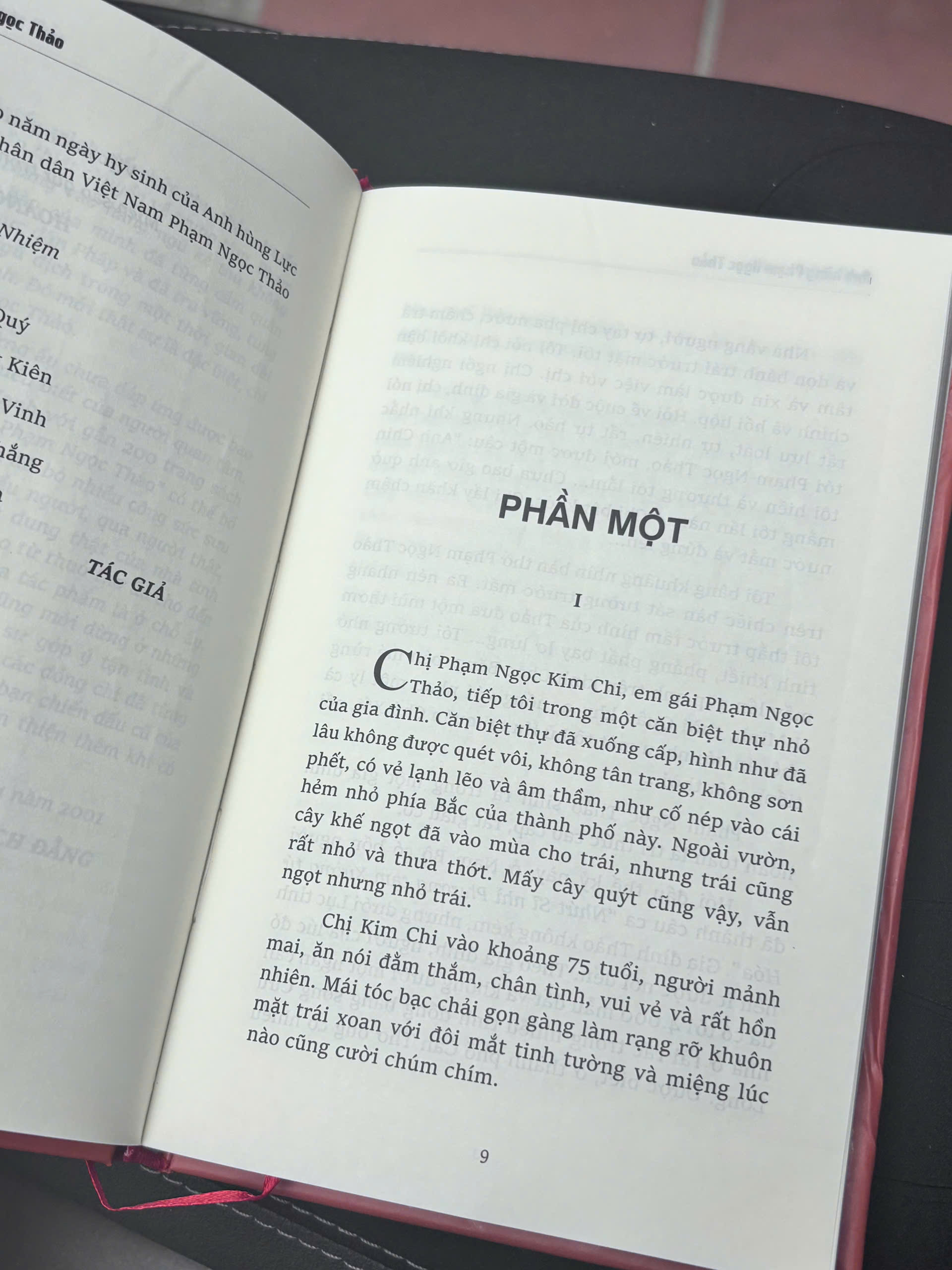 (Ấn bản kỷ niệm, Bìa cứng) ANH HÙNG PHẠM NGỌC THẢO – Phạm Tường Hạnh - Waka