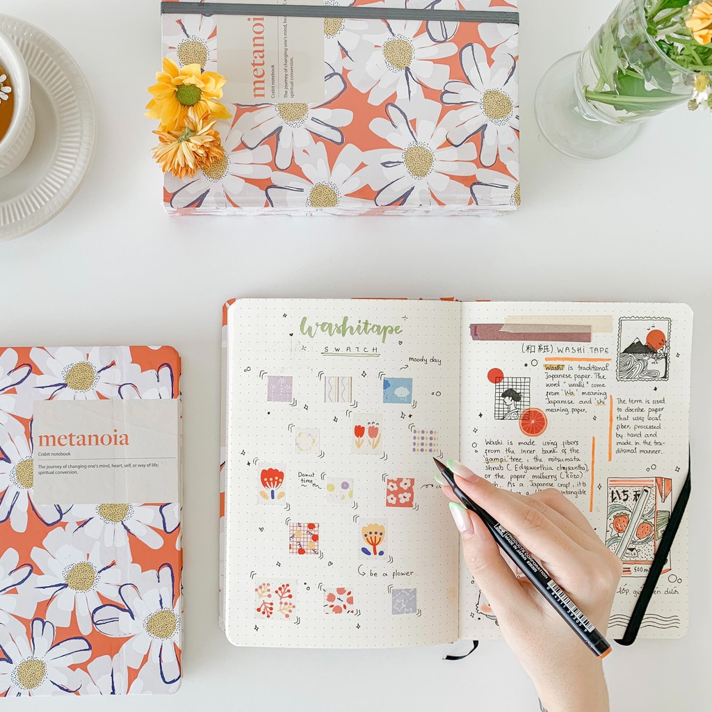 Sổ tay hoa cúc nền cam - Sổ ghi chép - Sổ chấm - Sổ bìa cứng - Daisy Dotted - 180 trang/100gsm