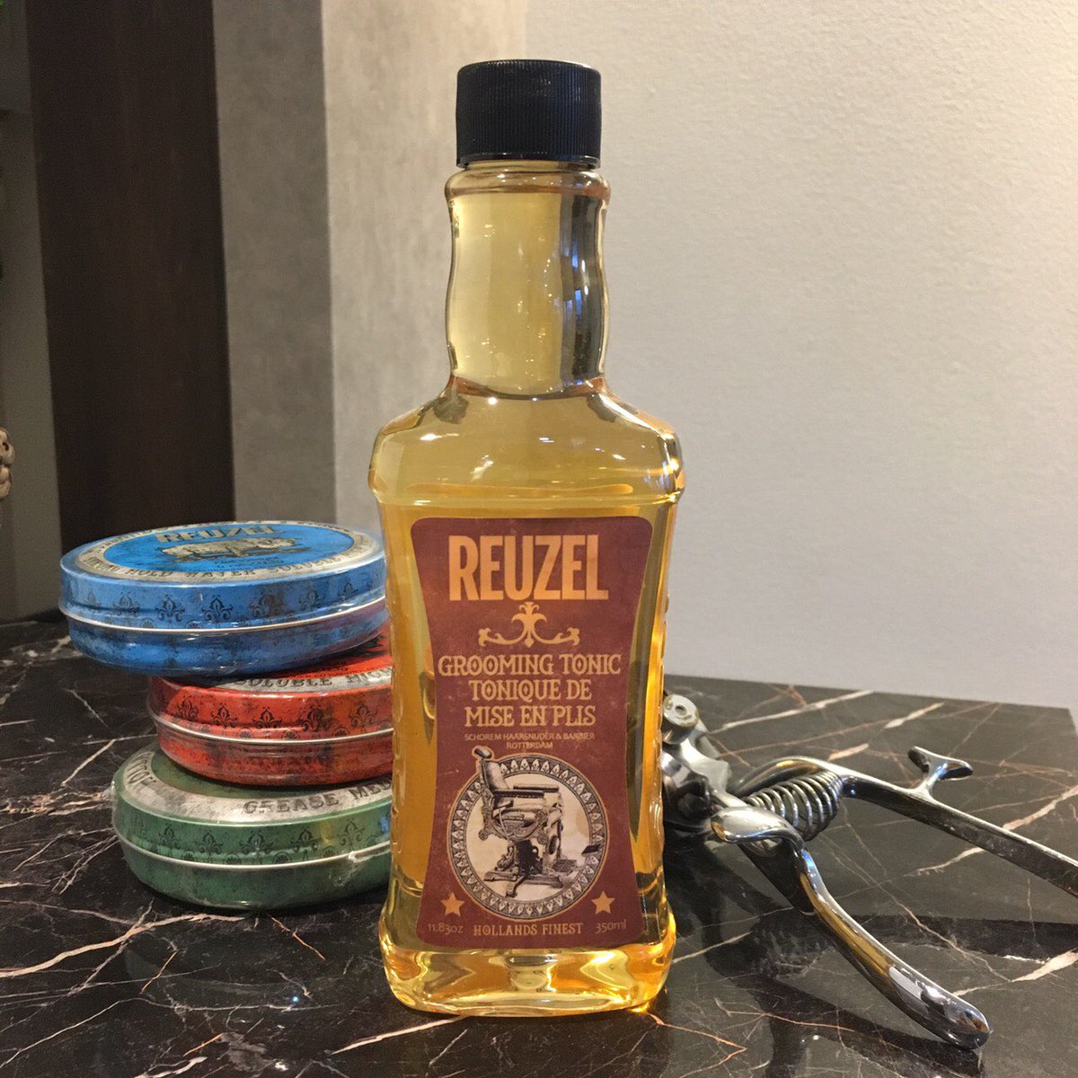 Dưỡng Tóc Reuzel Grooming Tonic Giữ Nếp Nhẹ - Độ Bóng Nhẹ - Gốc Nước 350g