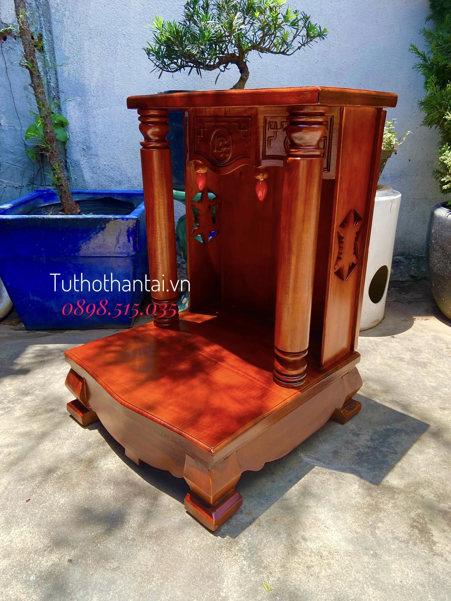 Bàn thờ thần tài gỗ Tràm cột Tròn trơn 48 X 68CM