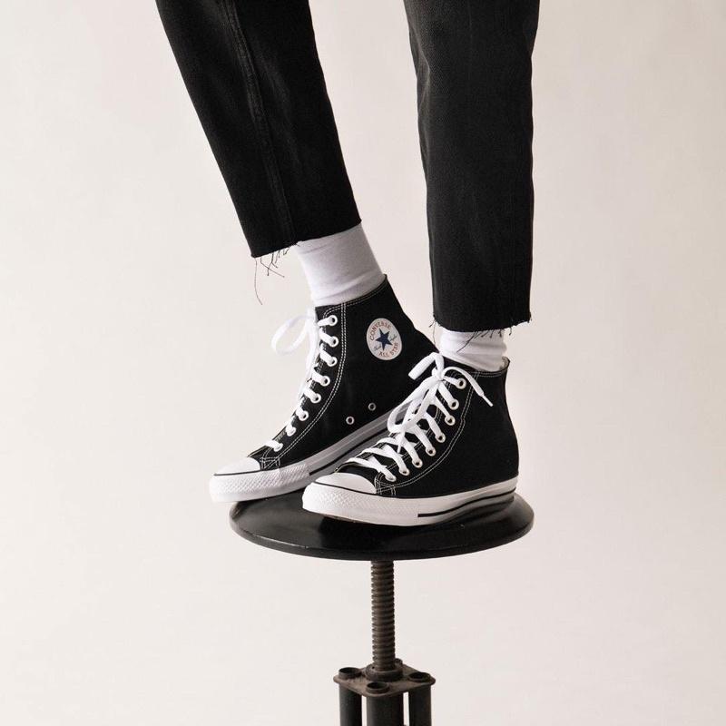 Chuck Taylor Classic Black High | Giày Con Vải Màu Đen Cổ Cao M9160C