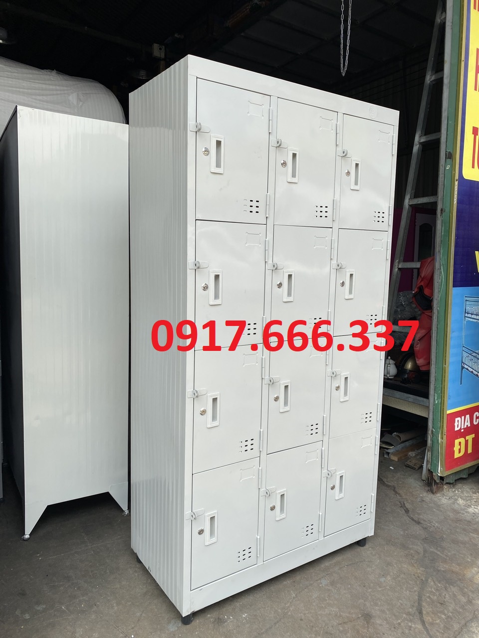 Tủ hồ sơ văn phòng locker 12 cửa sơn tĩnh điện cao cấp