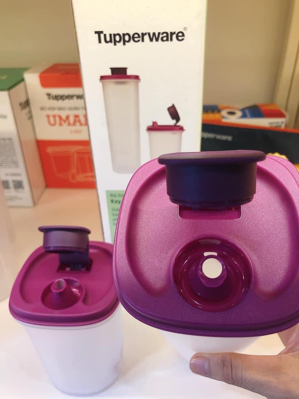 Bình đựng dầu ăn, nước mắm EZY POUR 930ml+440ml Tupperware, nhựa nguyên sinh, an toàn cho sức khỏe