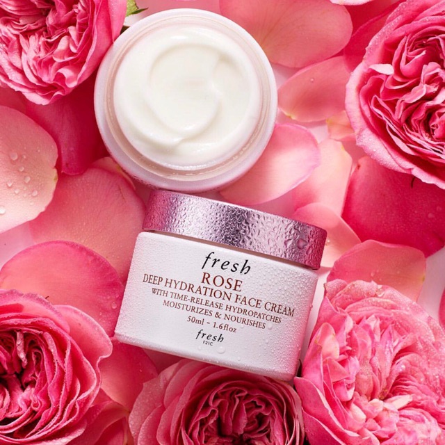 Kem dưỡng Fresh Rose Deep Hydration Face