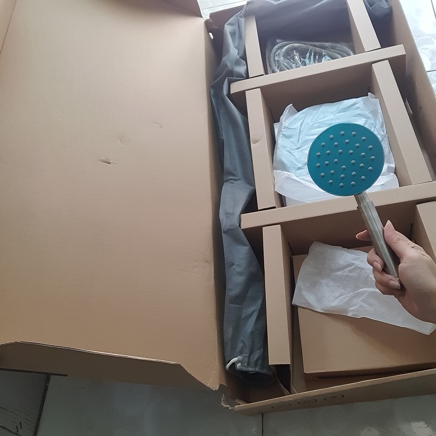Sen cây lạnh, vật liệu inox 304, màu bóng mờ, giá cực tốt