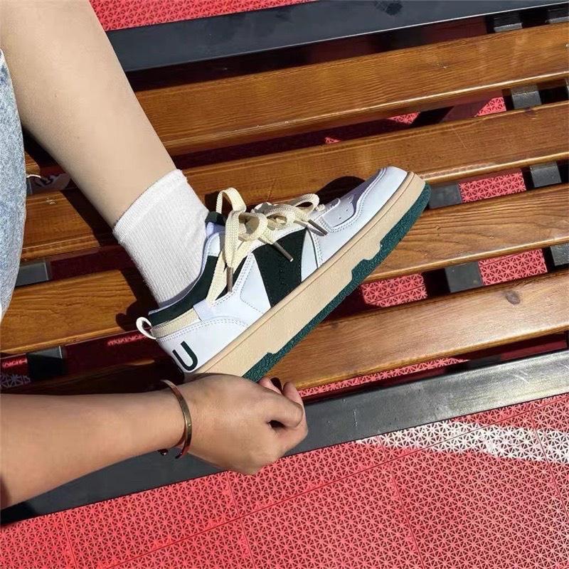 Giày thể thao nữ đế màu thời trang