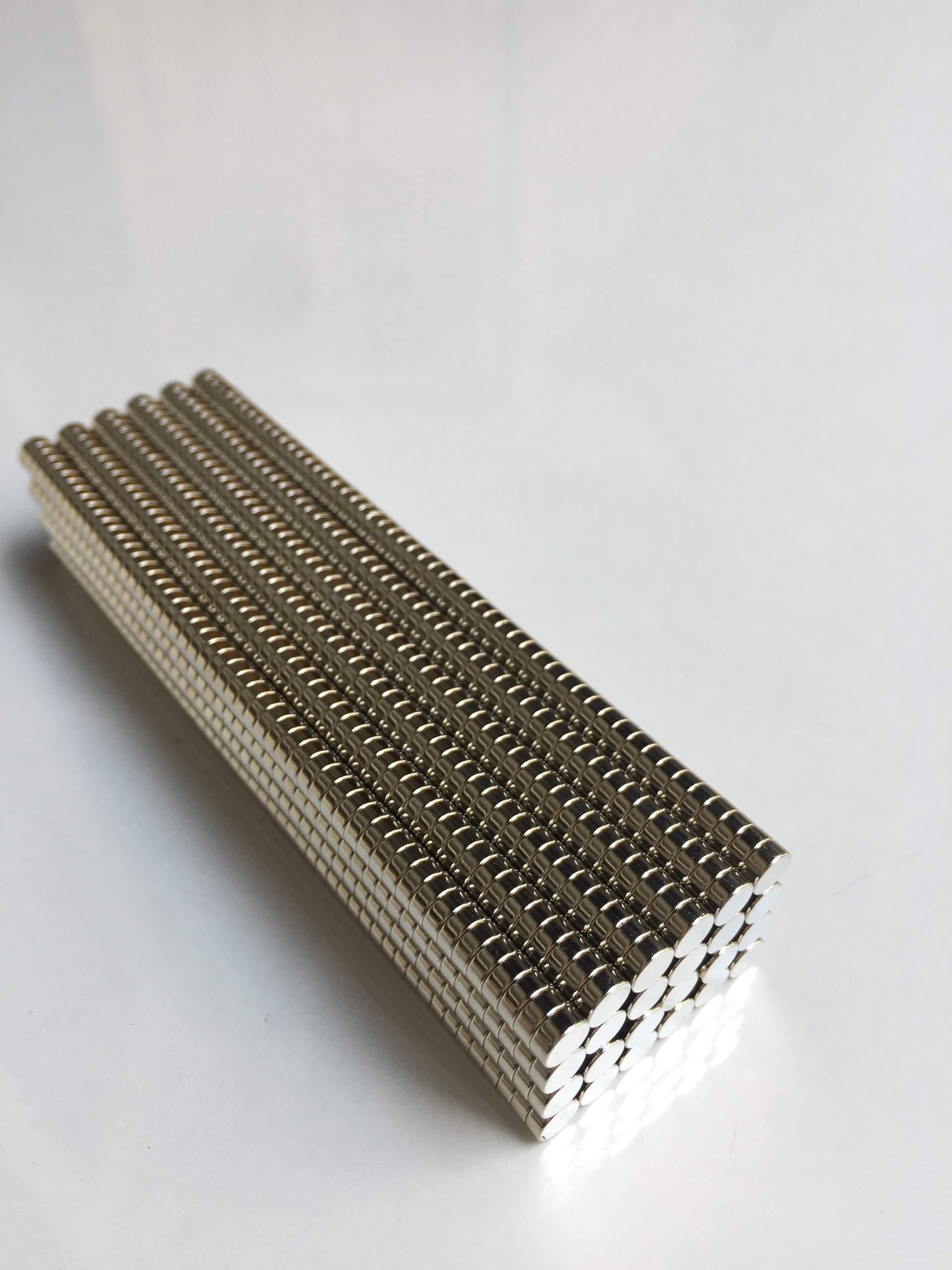 100 Viên nam châm đất hiếm NdFeB phi tròn 5x2mm, lực từ cực mạnh, nam châm tròn trụ