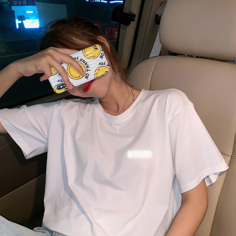 Áo thun cổ tròn hoạ tiết chữ và ngôi sao phản quang